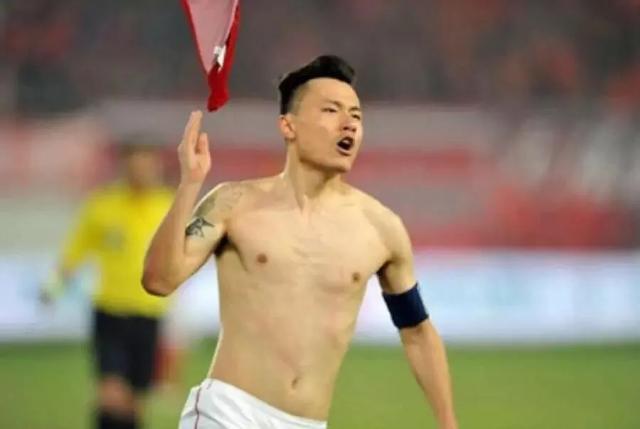 国足与越南男足身材对比,国足身体素质对比