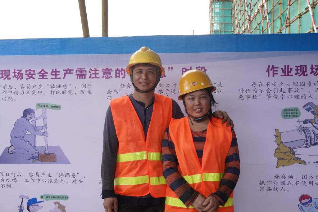 “妈妈要为你插上腾飞的羽翼”父母赴深打拼为医治患病女儿感动工友