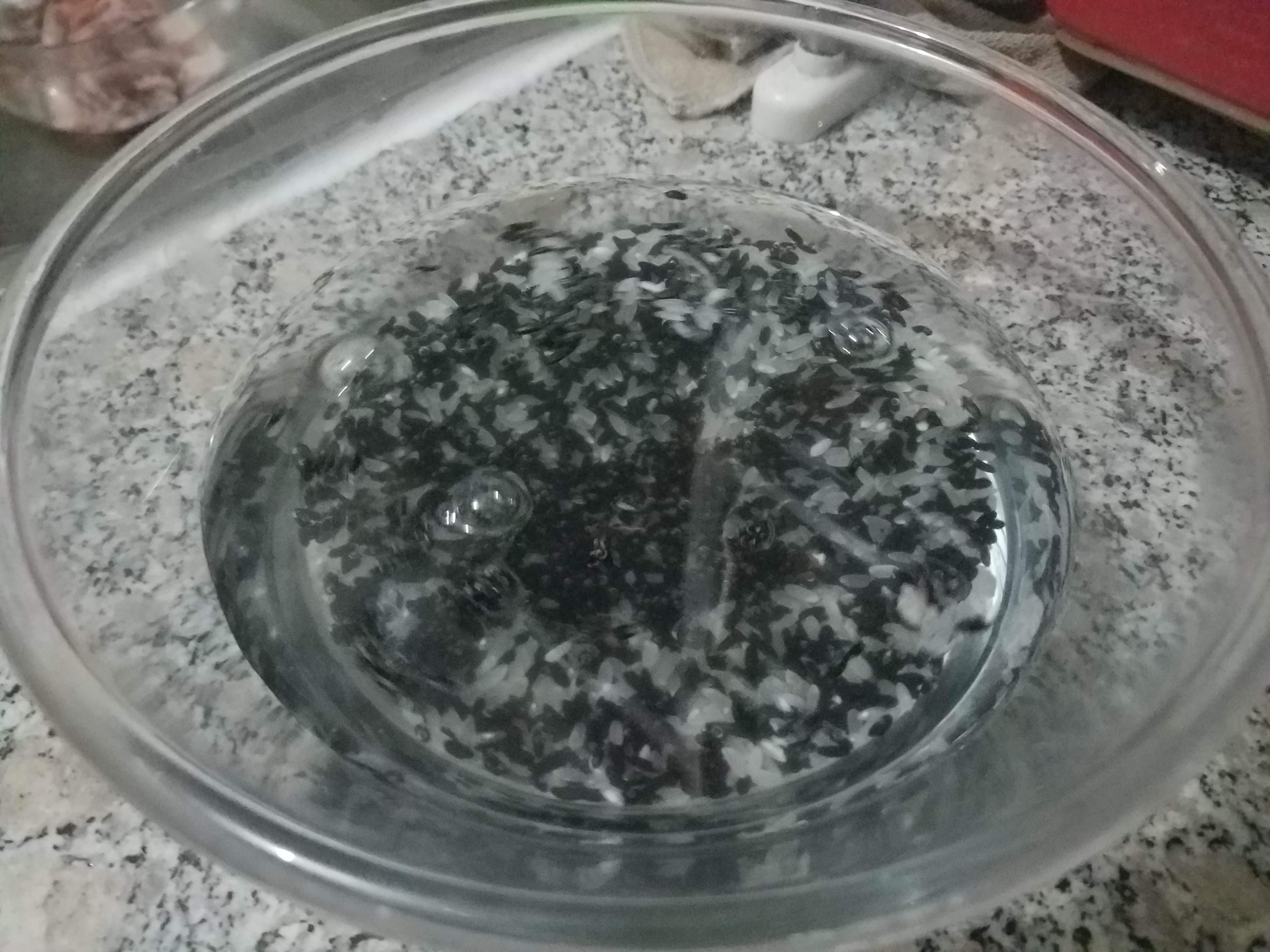 面包机也可以做煲仔饭哟，简单好吃，一学就会