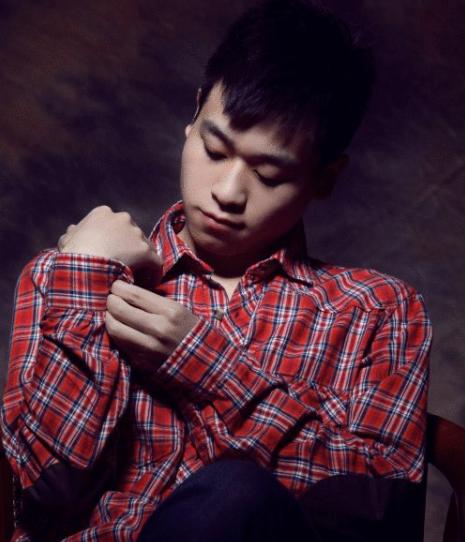 天蚕土豆是怎么走上小说之路的,天蚕土豆这本玄幻小说成业界黑马