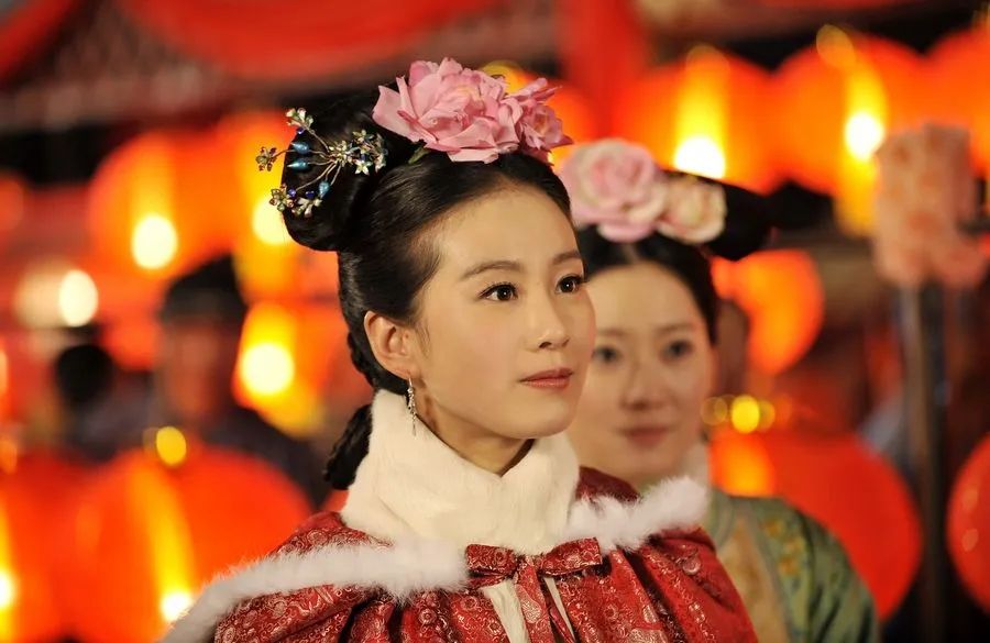 步步惊心四爷为什么不给若兰休书,步步惊心若兰去世四爷伤心的哭了