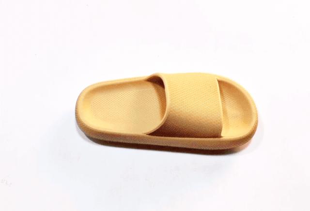 穿拖鞋还能有高品味？时髦又舒适堪比匡威，网友：匡威都out了