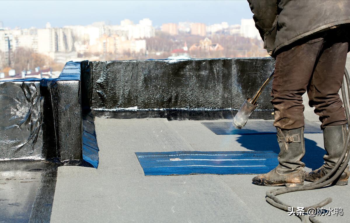 石家庄屋顶漏水想做防水哪家靠谱,屋顶漏水最佳防水方法彩钢瓦