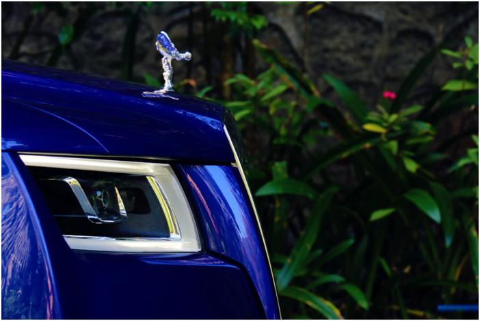 试驾劳斯莱斯古思特新款,新款劳斯莱斯古思特沉浸式体验