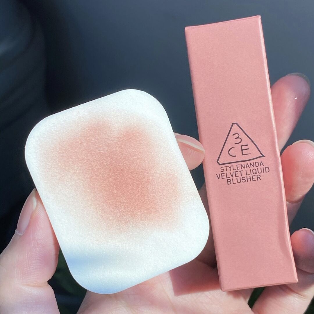 定妆喷雾雅诗兰黛,雅诗兰黛粉底液定妆喷雾