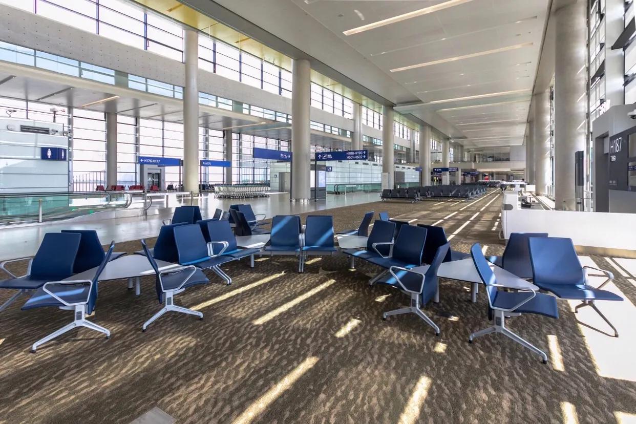 最新浦东机场出行须知,浦东机场卫星厅乘机流程