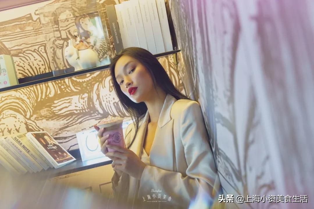 鐜颁唬鏃跺皻椋庡挅鍟″巺,鐜颁唬娼祦椋庡挅鍟″巺