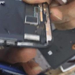 宁波女子花4656元，在世纪东方这家店换了2次iPhone屏，结果不到3月又坏了！