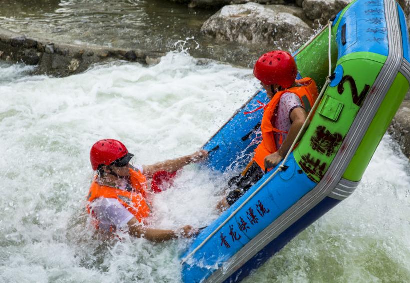 绵阳云锣山青龙峡漂流直播,云锣山青龙峡漂流攻略
