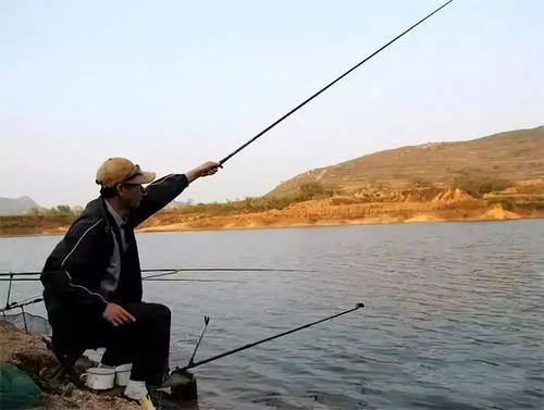 爱钓鱼到底是好事还是坏事,爱上钓鱼的正确方法