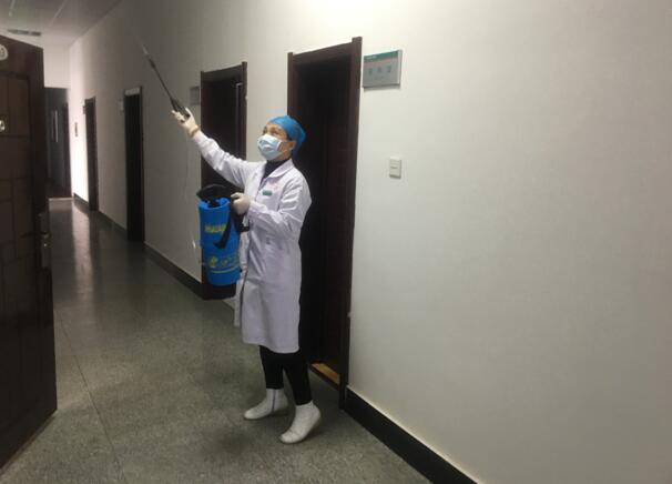 记者探访患者治疗视频,记者暗访医院完整版