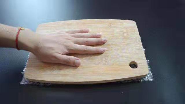 快递的气泡纸可以干嘛,快递里的气泡纸