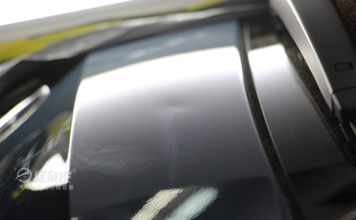 车子小竖条凹痕怎么吸出来,车上特别小的凹痕怎么办