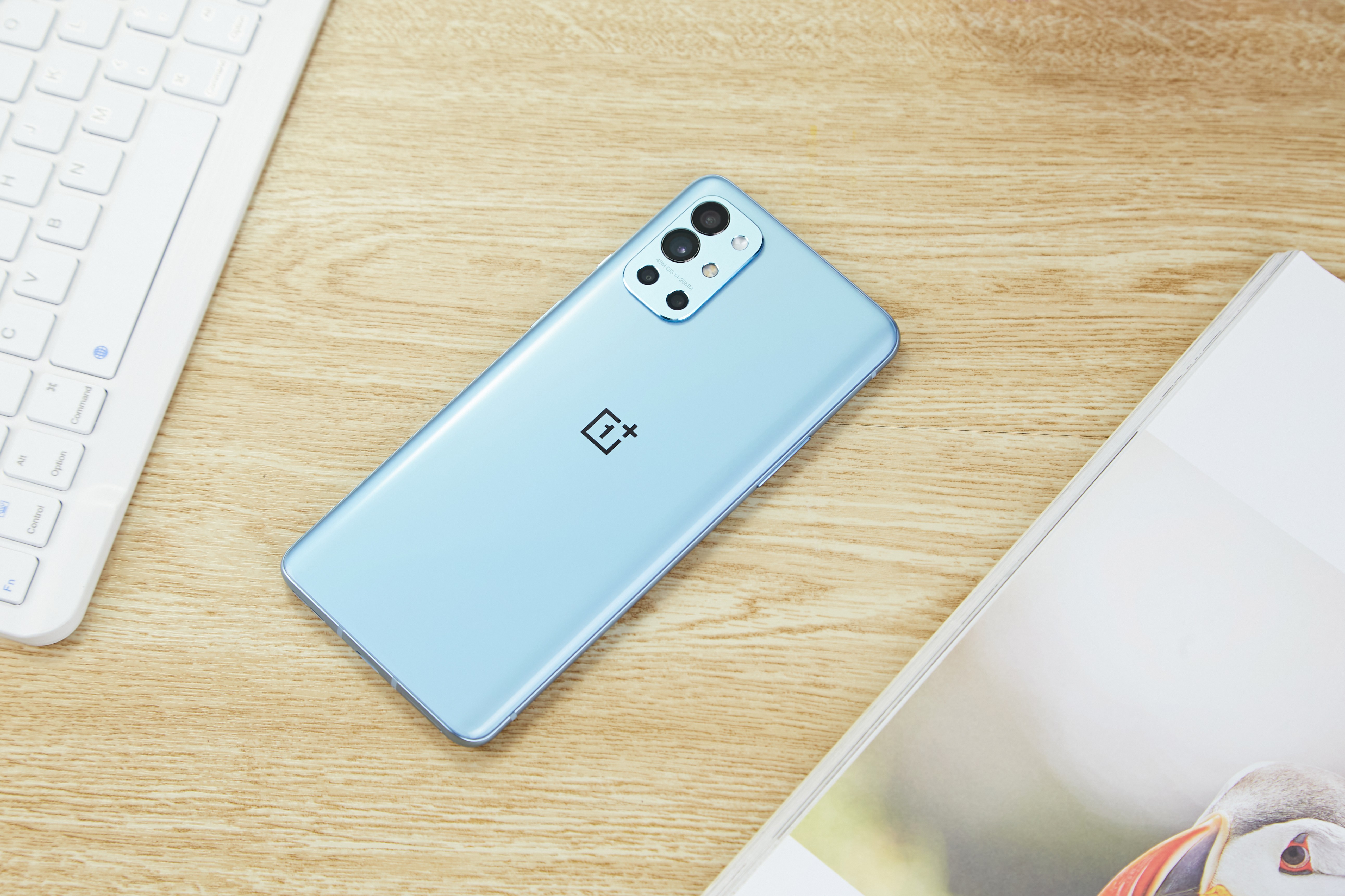 一加9R用了一个月，我说说1天内卖出10万台的一加手机好不好用