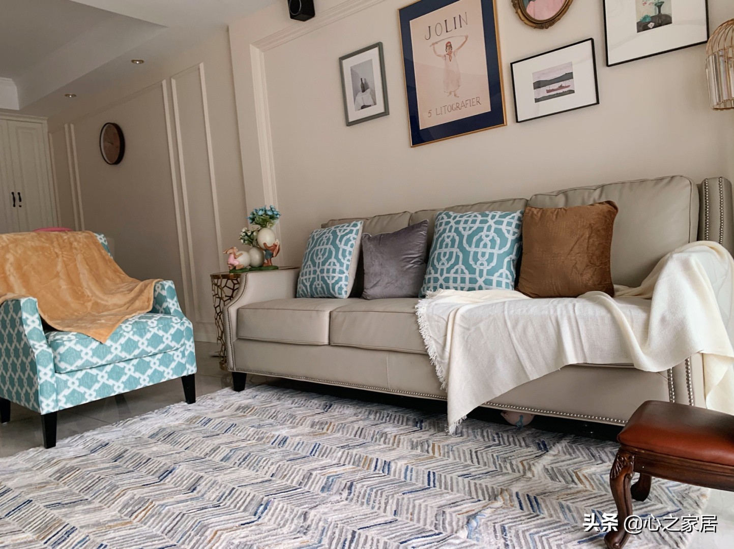 85平两室一厅电视墙,85寸电视小背景墙