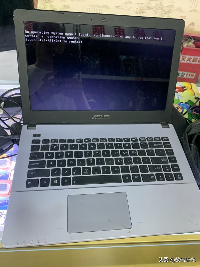 电脑开不开机硬盘坏了怎么办,电脑反复开机是硬盘坏了