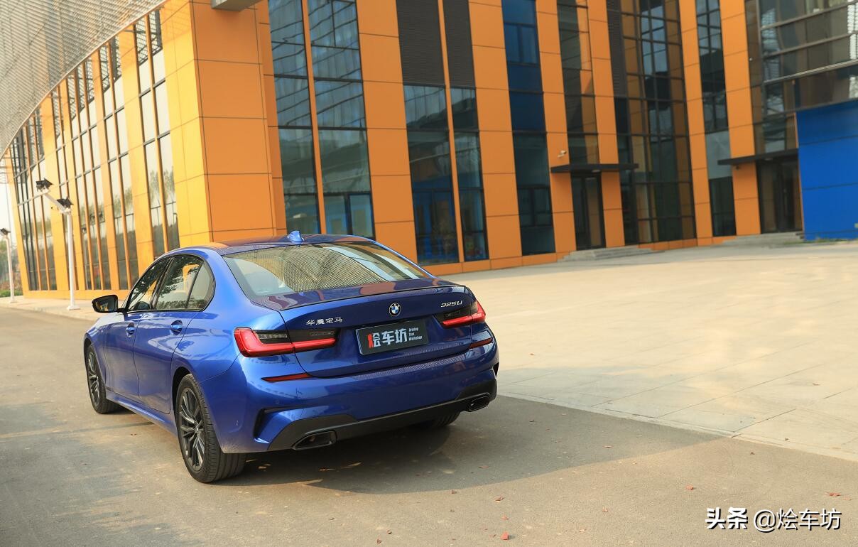 新宝马3系325i曜夜深度评测,宝马3系325li曜夜运动版评测试驾