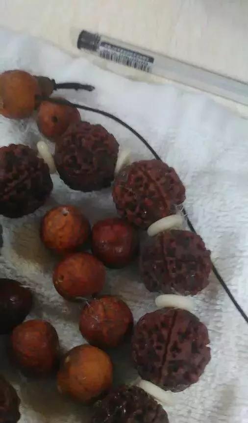 手串发霉了怎么办,手串发霉是怎么回事