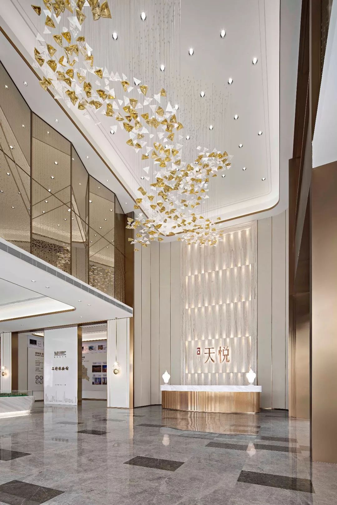 方黄新作丨750㎡以扇为媒，追寻东风西渐的童孩梦境