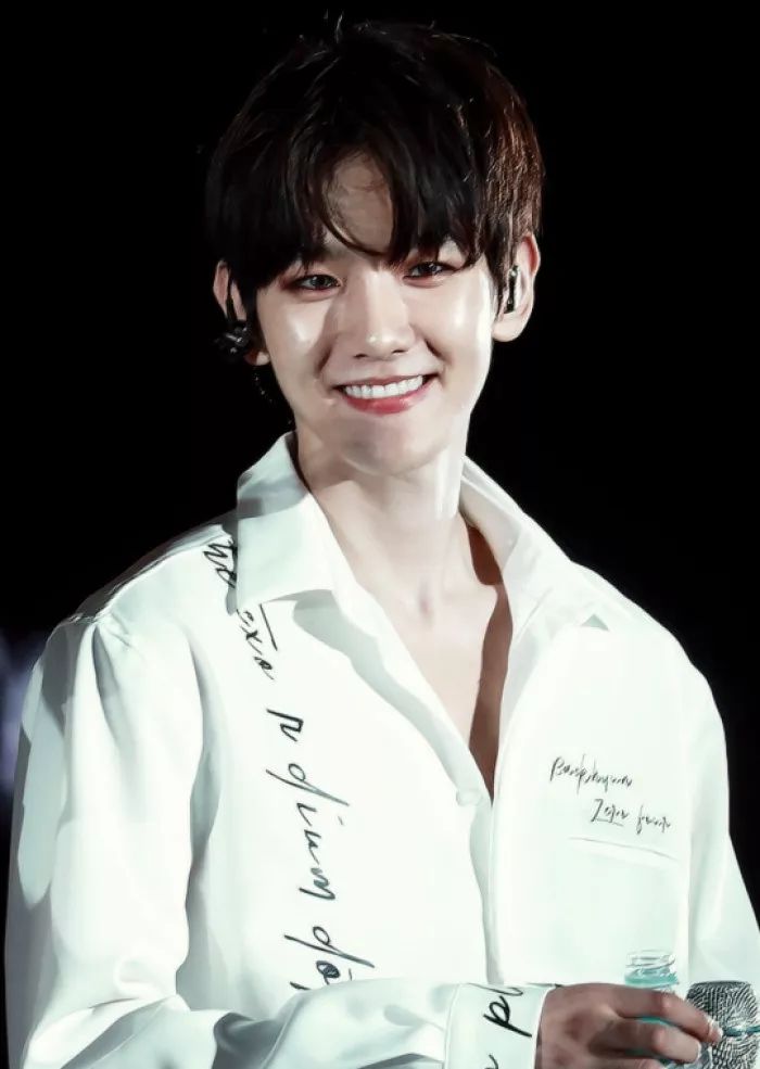 除了腹肌和人鱼线,他的这个举动更让粉丝疯狂?