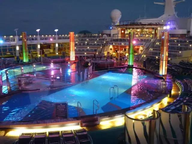 全球旅游超级豪华游轮,全球最大最豪华游轮