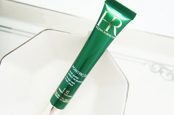 洋妈背的小包,50岁妈妈眼霜测评抗衰老祛皱纹