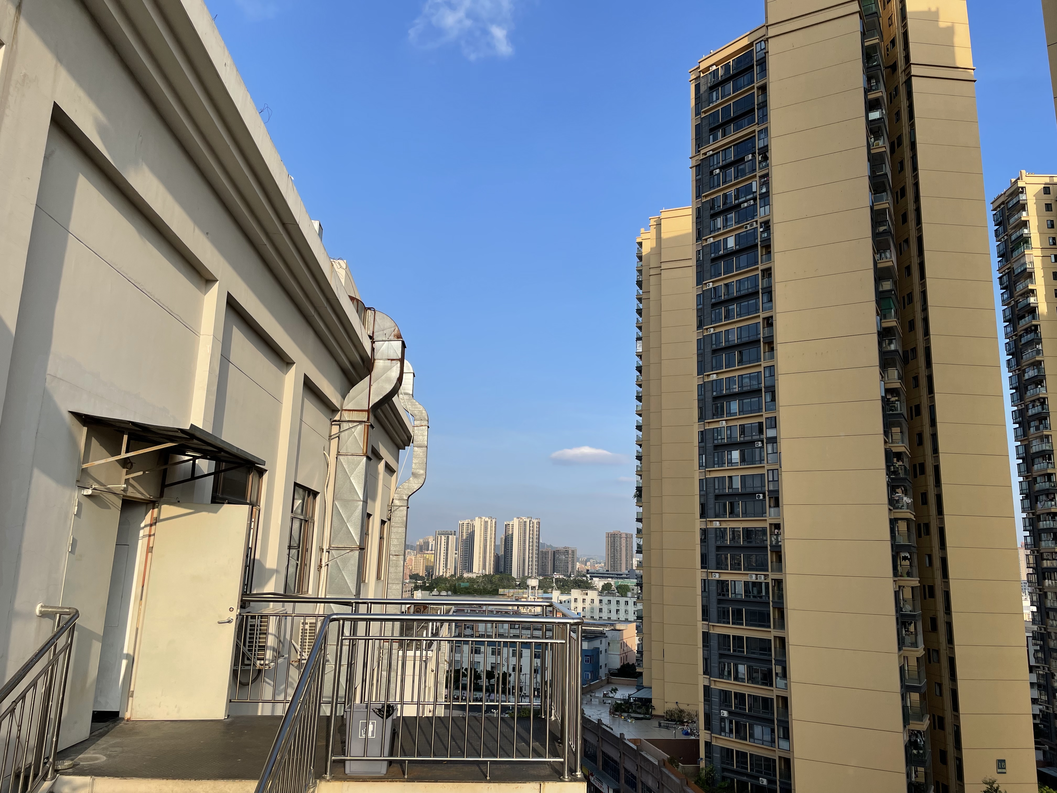 索尼爱立信k系列旗舰机,初代iphone和同时代的手机