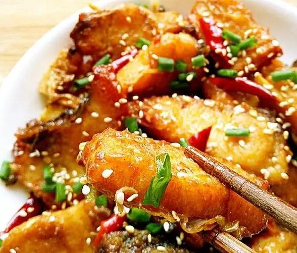 多宝鱼清蒸家常湘菜做法,多宝鱼的正宗做法蒸菜