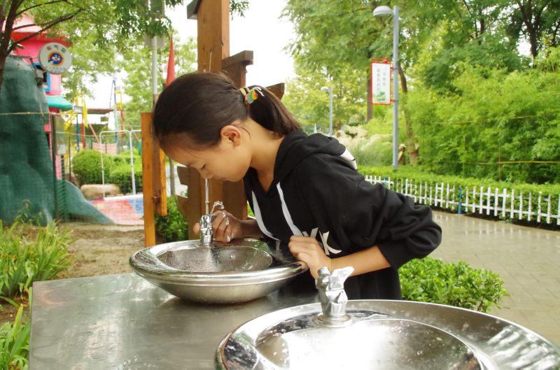 绿植花海醉心健身场地贴心便民服务暖心运城公园提升城市品质细节