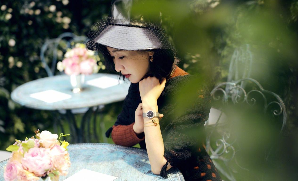 夏天提升美感的小饰品,夏天饰品搭配大全