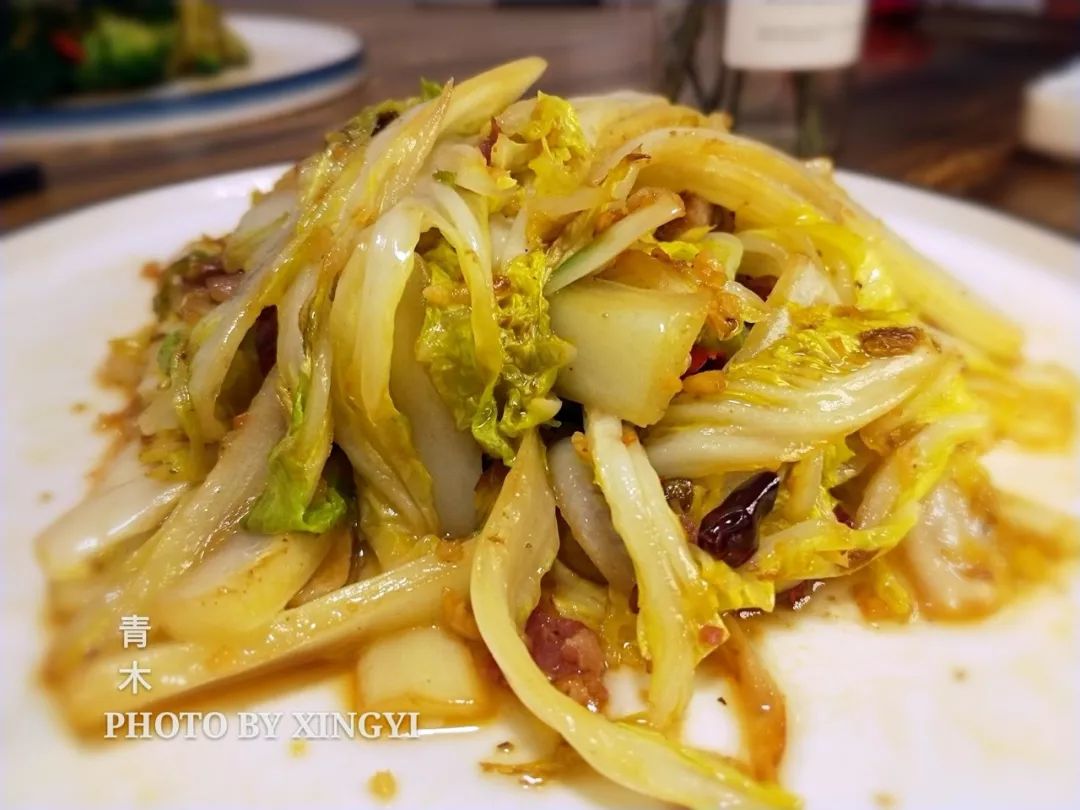 花间一壶酒足以慰风尘,花间一壶酒