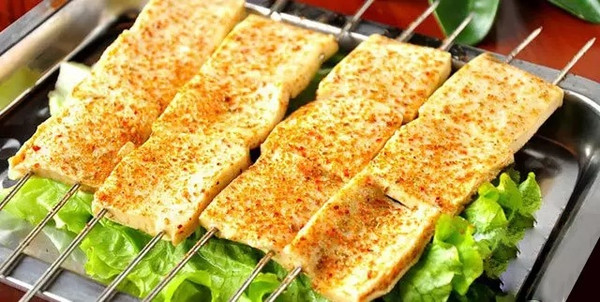 烧烤架美食,自己买个烧烤架做美味烧烤