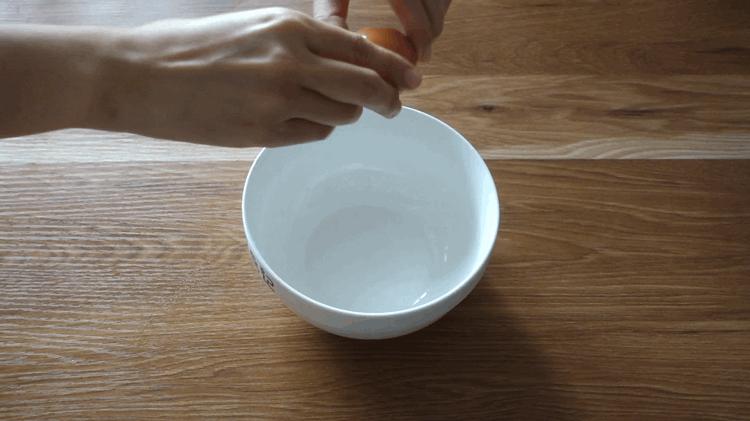 番茄鸡蛋虾饼怎么做,虾仁西红柿鸡蛋饼又软又好吃视频