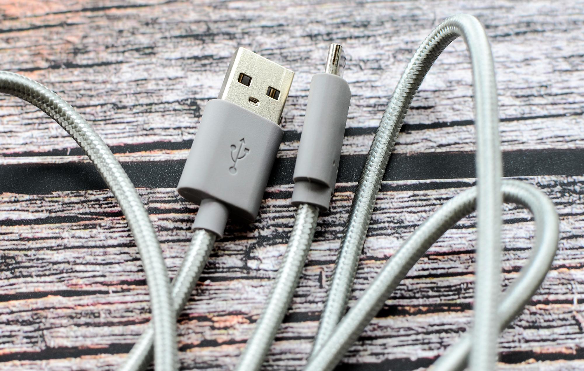 悦米pro和悦米机械键盘区别,悦米机械键盘pro静音版499