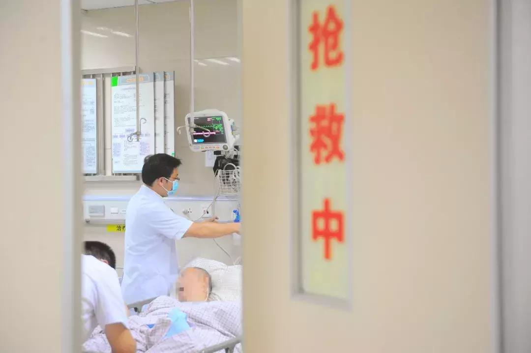 医院急诊护士一般是做什么工作,为什么要成为急诊科专科护士