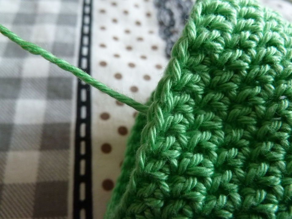 钩织护指套教程,半指分指手套钩织教程