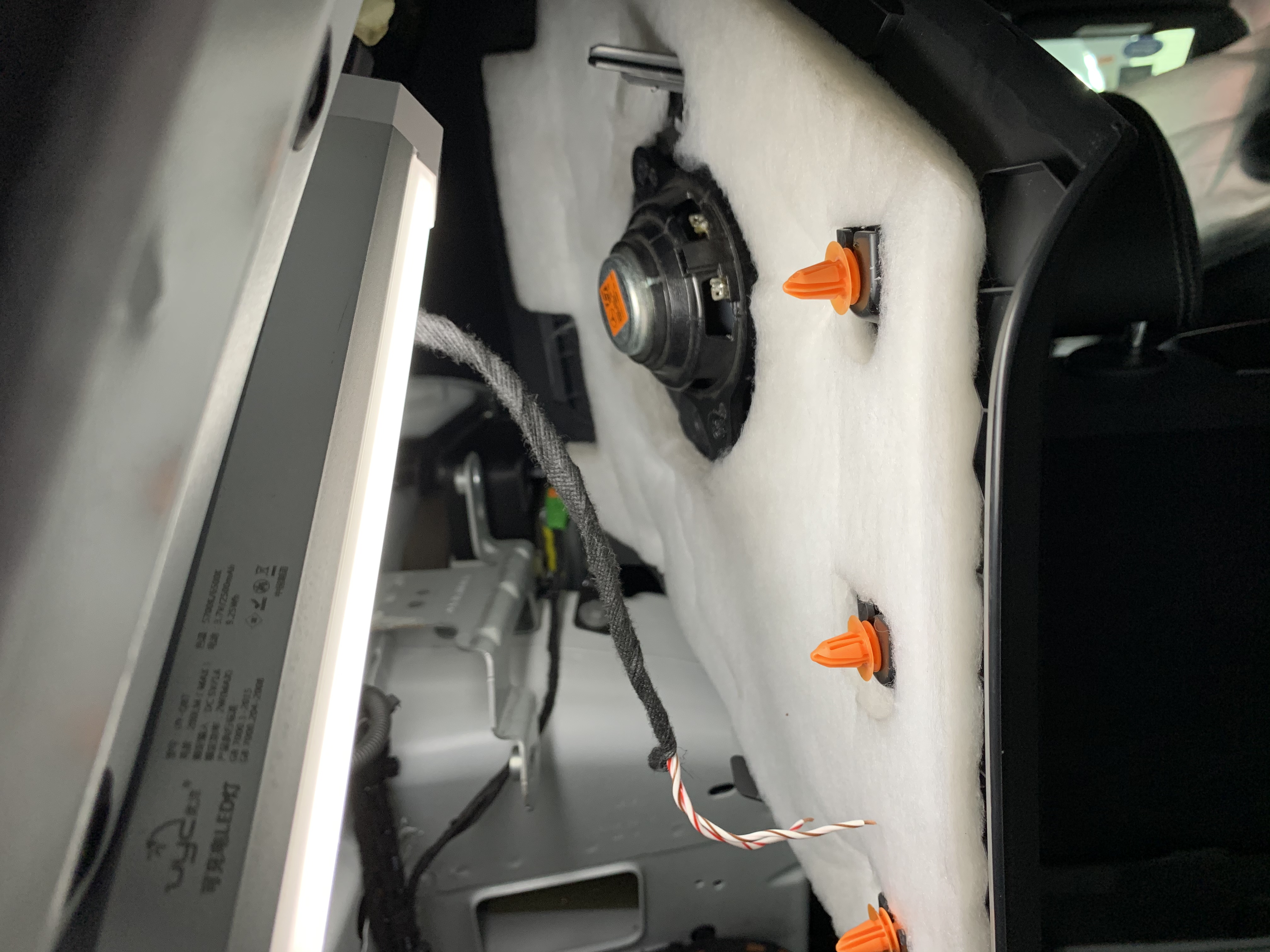 奔驰glk300音响改柏林之声多少钱,奔驰glk300改哈曼卡顿