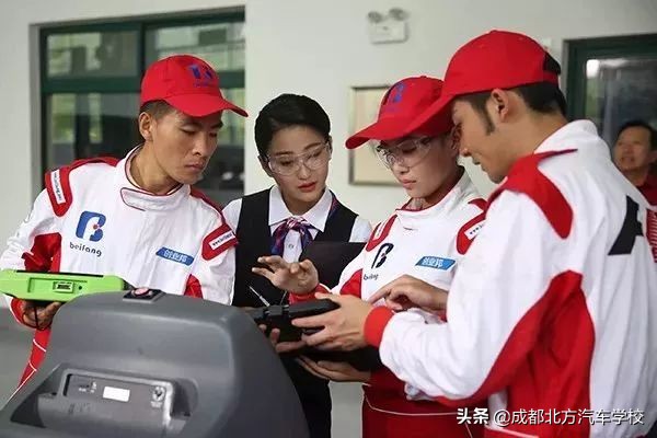 成都专业汽车学校招生,成都北方汽车学校