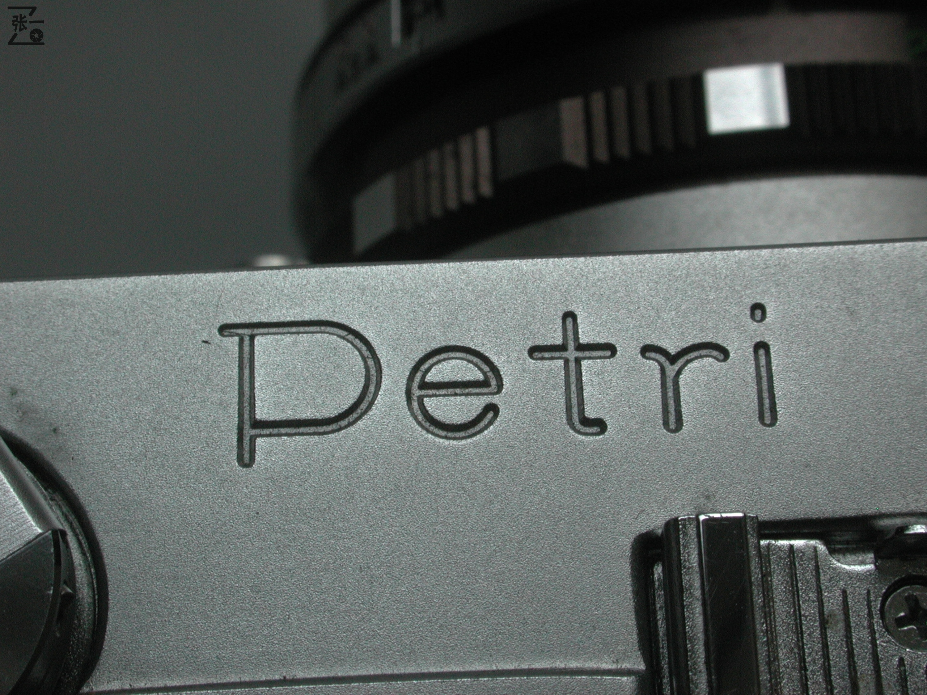 百丽相机多少钱,百丽胶片单反相机