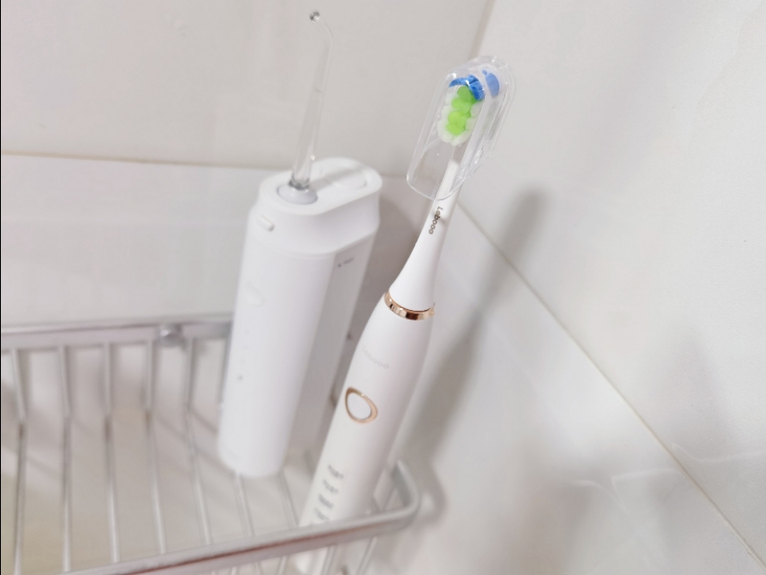 华为智选力博得星钻电动牙刷拆解,华为智选力博得声波电动牙刷星钻