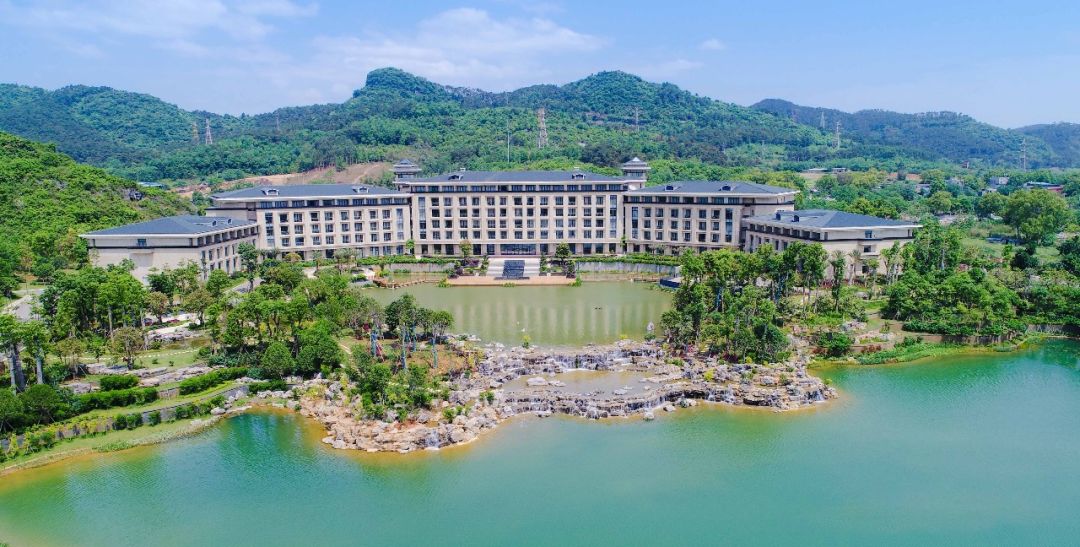 柳州桂柳路莲花山庄,柳州莲花山庄莲悦月饼