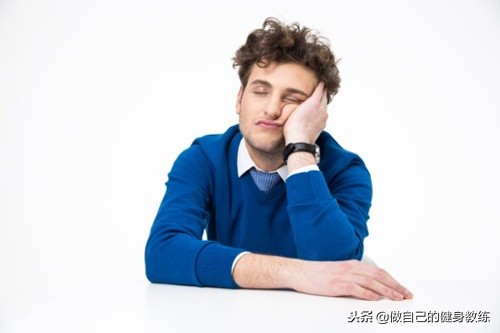 低血压是太累造成的吗,低血压是什么病的前兆吗