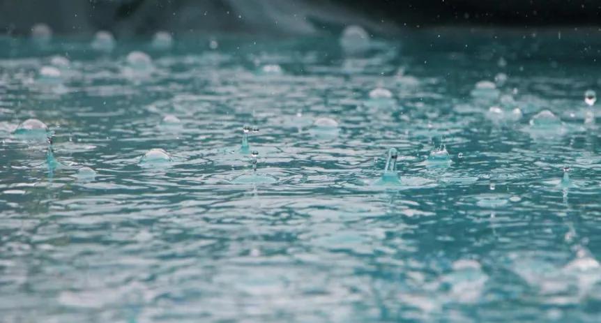 当你的友情出现了第三者,当一段感情中出现了第三者