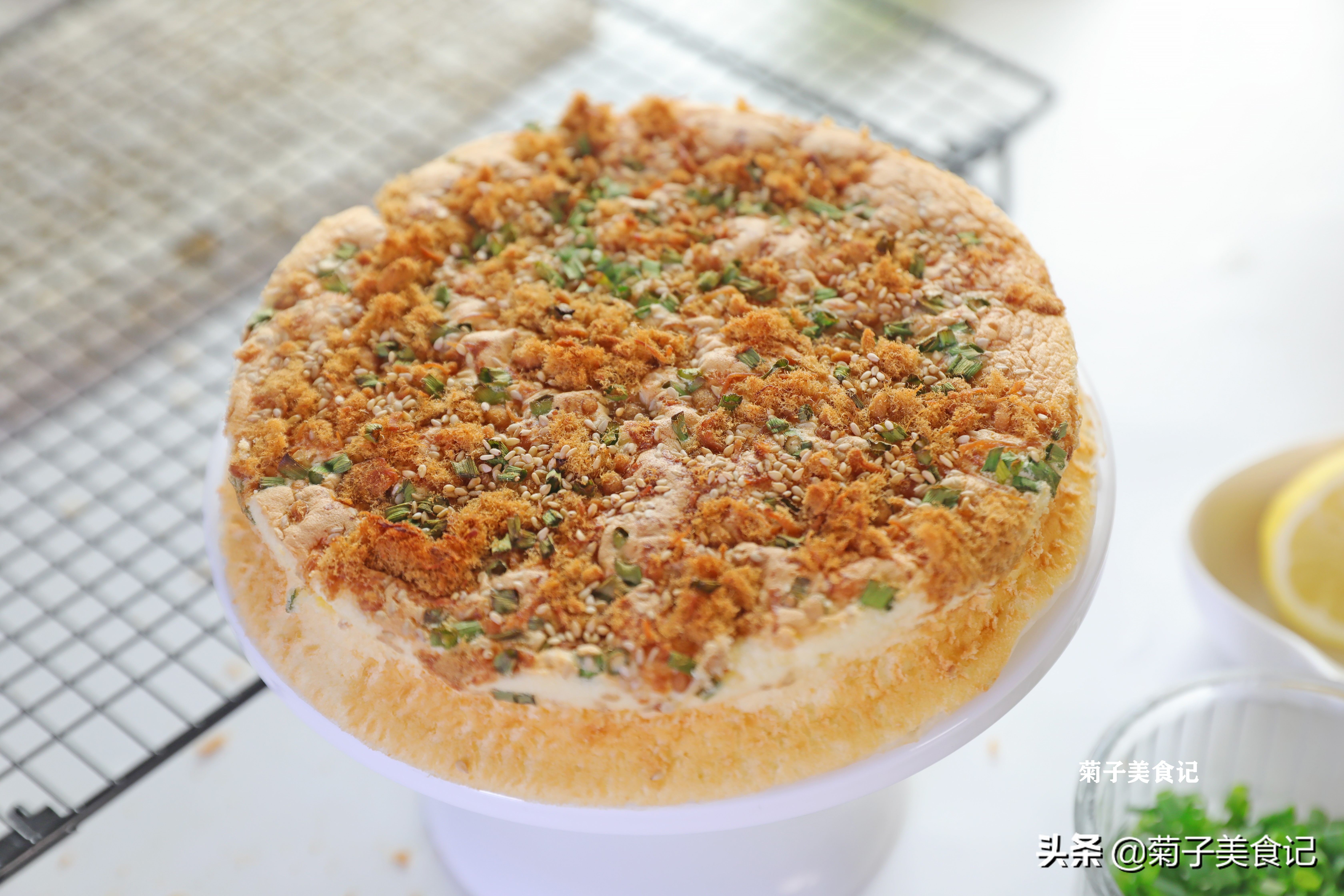 肉松蛋糕怎么做不掉皮？教你1个小技巧，简单易学0失败