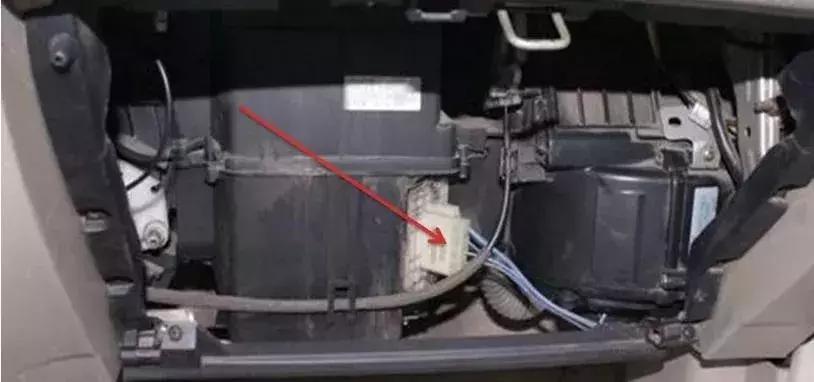 海量图解汽车空调滤清器位置大全,节能汽车空调滤清器怎么拆下来