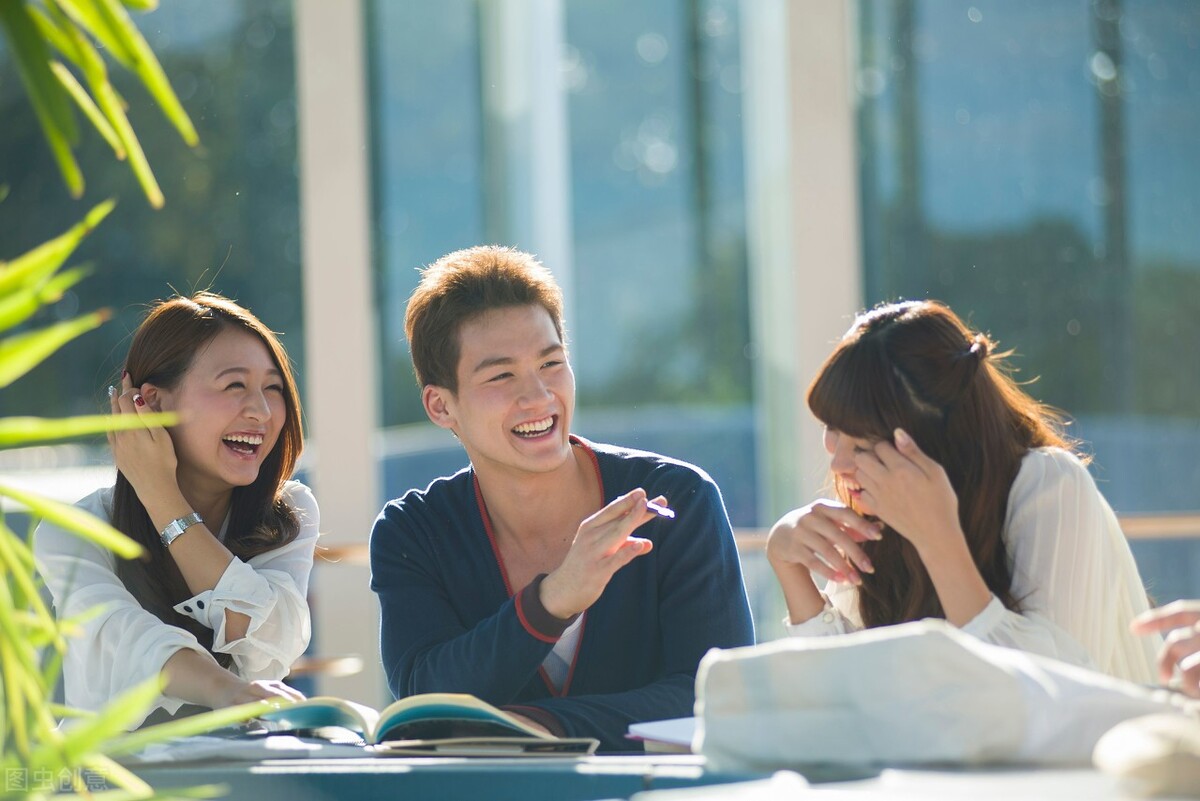 青春期孩子社交焦虑怎么办,如何提高叛逆期孩子的社交能力