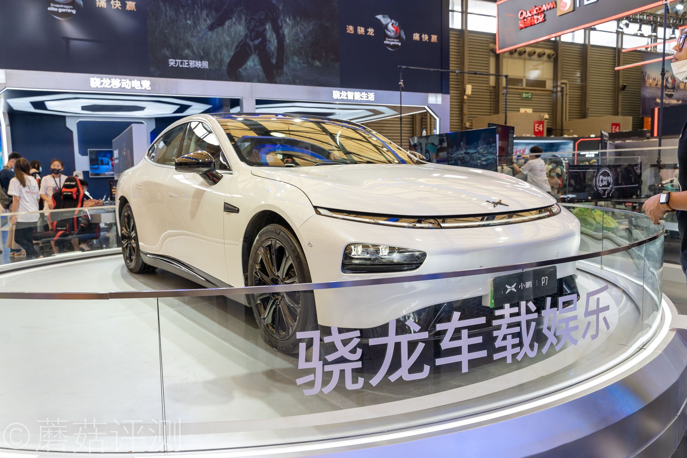 又有啥好玩的？蘑菇带你逛ChinaJoy2021，硬件、车和漂亮的小姐姐