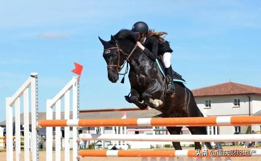 一家开发商，为何要在社区里建一座教堂？