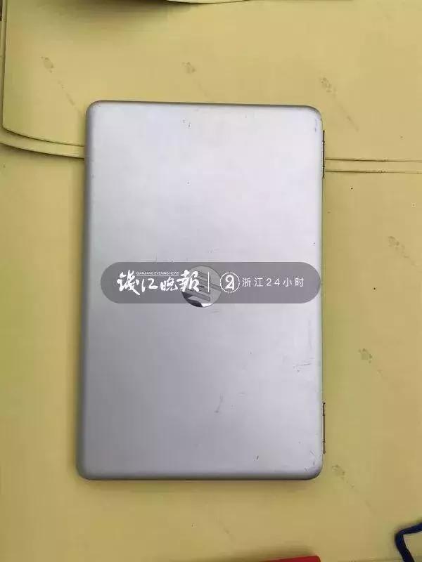 3分钟一个包，连买10个！情侣疯狂“薅羊毛”，结果栽了……