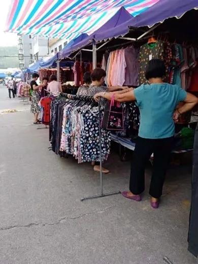 服装品牌一二线市场盈利,哪个服装品牌下沉市场做得最好